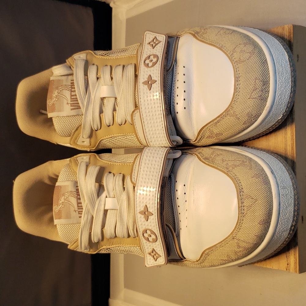 LOUIS VUITTON MEN'S SNEAKERS